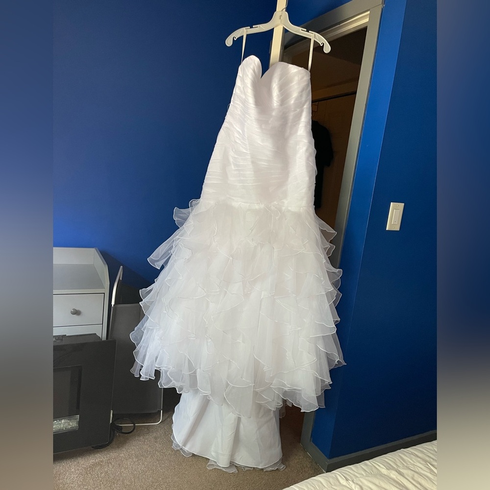 Size 18 white mermaid wedding gown from David's Bridal. $115 OBO.